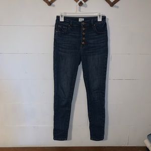 Skinny jeans with button fly